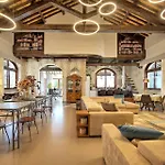 Villa Tagliaferri By Posarellivillas