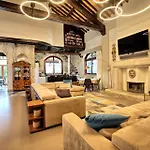 Villa Tagliaferri By Posarellivillas
