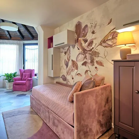 Villa Tagliaferri By Posarellivillas *