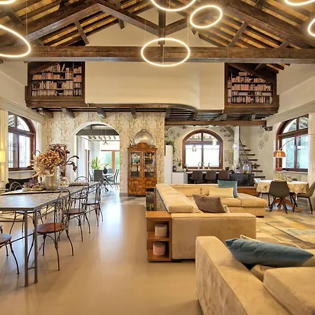 Villa Tagliaferri By Posarellivillas