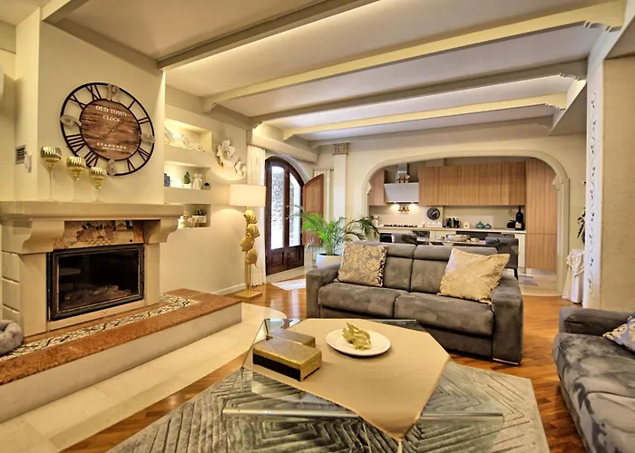 Tagliaferri By Posarellivillas Villa