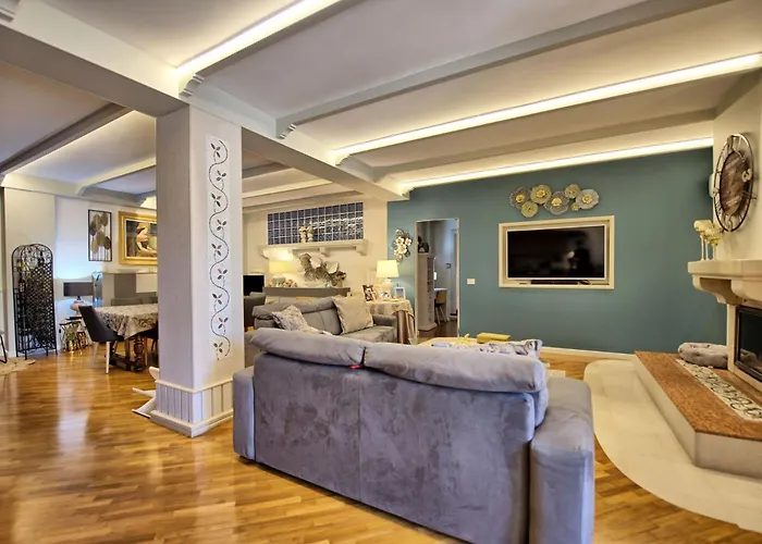 Villa Tagliaferri By Posarellivillas *