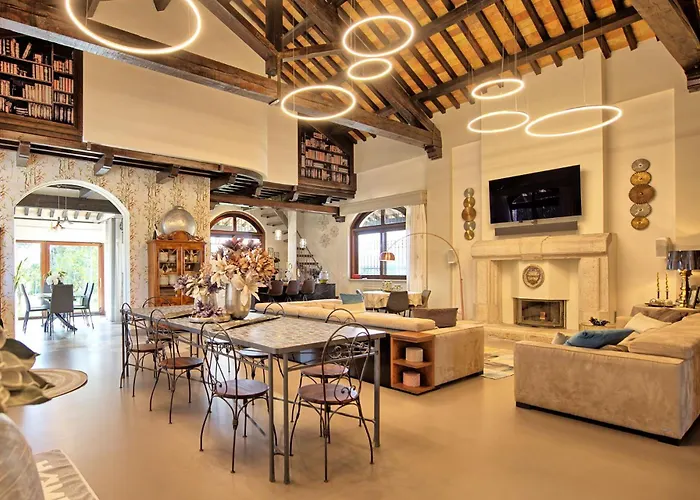 Tagliaferri By Posarellivillas Villa *