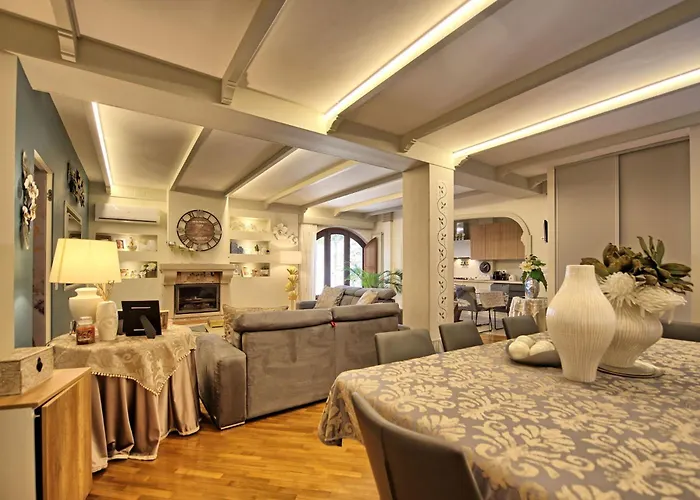 Villa Tagliaferri By Posarellivillas *